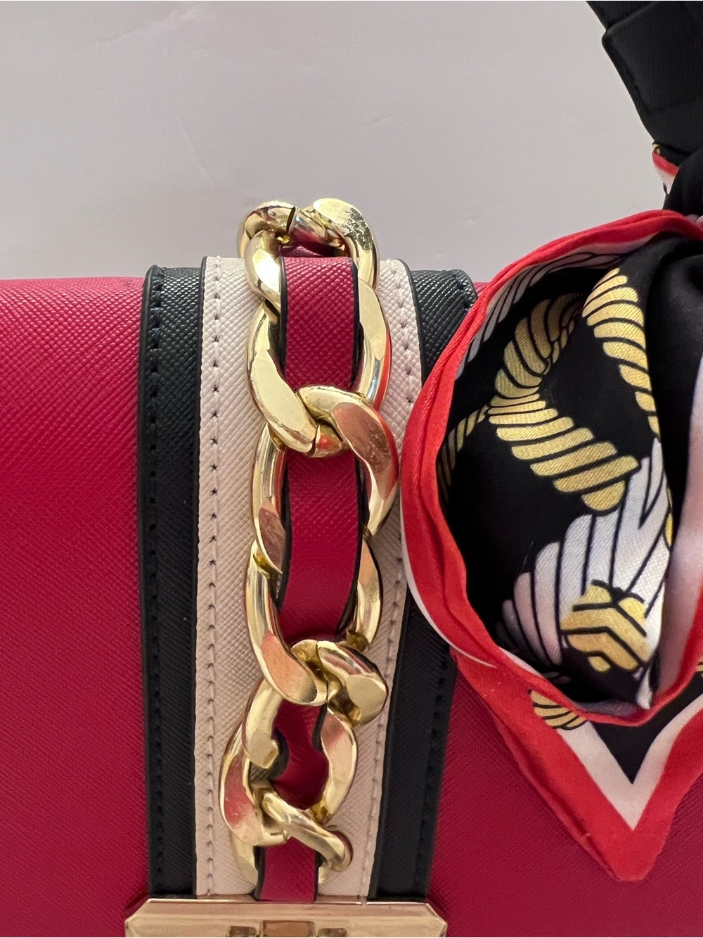 Gorgeous ALDO Cailla Top Handle Flap Satchel in a striking red, cream-white - Picture 3 of 10
